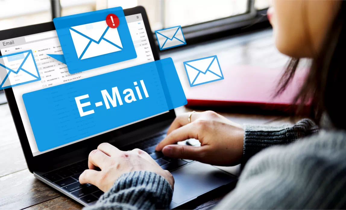 E-Posta ve Mesajlaşma (Email and Messaging)